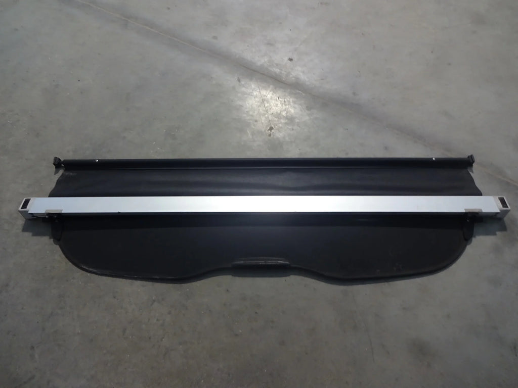 Pre-Owned 2012 Subaru Forester Rear Grey Retractable Cargo Protection OEM (Good)