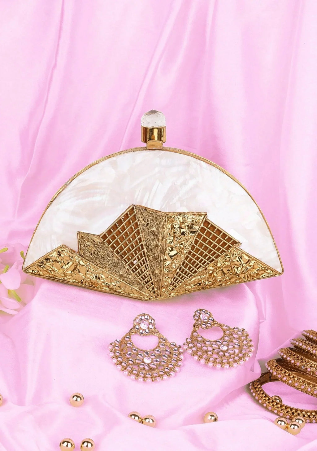 Different Craft India Handcrafted original/natural Seashell inlaid Clutch bag Gold Wedding Arrangement Handbag for Women