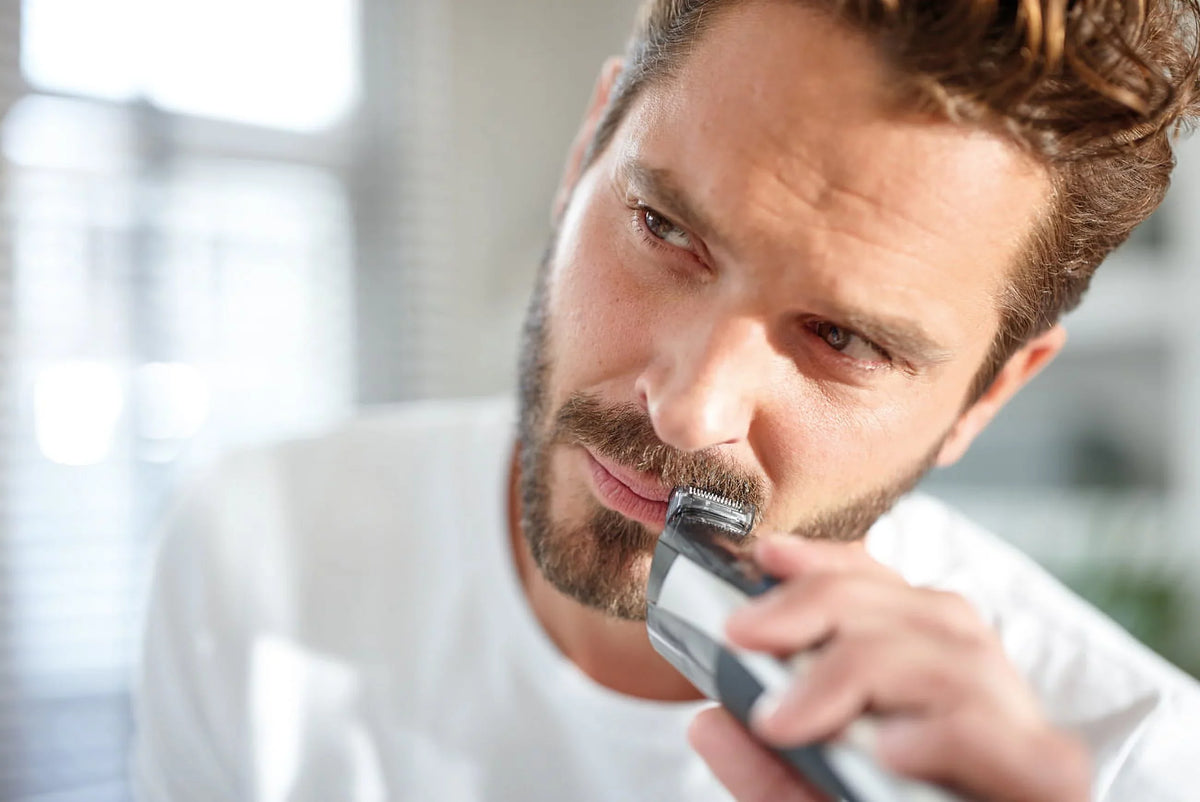 Philips Norelco Beard Trimmer Vacuum w 20 Length Settings, BT7215/49