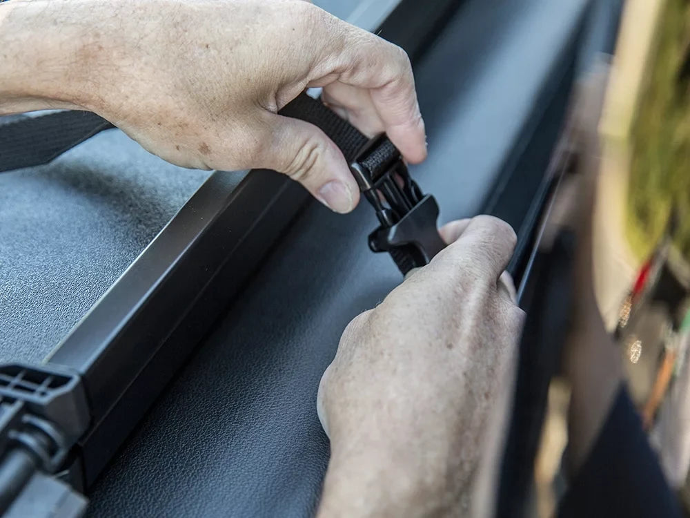 Gator Shield Hybrid Hard Folding Vinyl Tonneau Truck Bed Shield 2014-2018 Chevy Silverado GMC Sierra 8 ft Bed