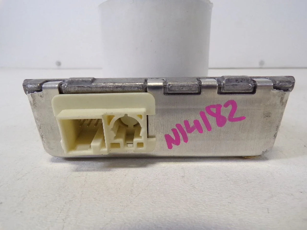 Pre-Owned 12-14 Mercedes-Benz CLS Windshield Mounted Multipurpose Camera OEM LKQ (Good)